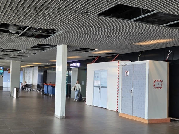 공항을 계속 운영하면서 리노베이션 공사를 진행 중인 네덜란드 암스테르담 스키폴 공항. /인천국제공항공사 제공