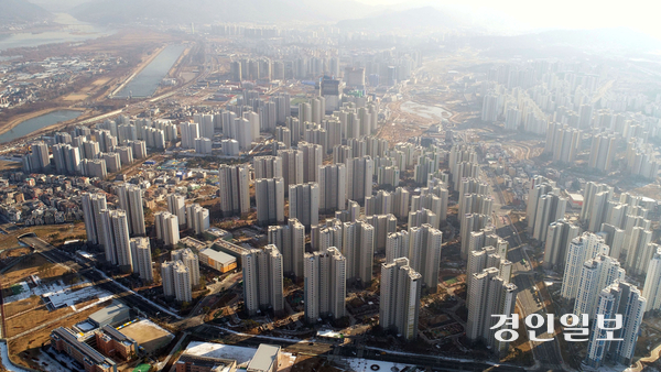 아파트가 빽빽하게 들어선 하남시 일대 전경. /경인일보DB