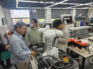 인공지능이 메우는 ‘숙련공 자리’… 남동산단, 생존법 모색 [인천 산업계에 부는 AI 바람·(3)]