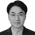 [장정석 칼럼] 공동체의 기반, 지역인가 혈연인가