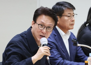 [오늘 여의도] “김지용 반대?… 당에서 제어”