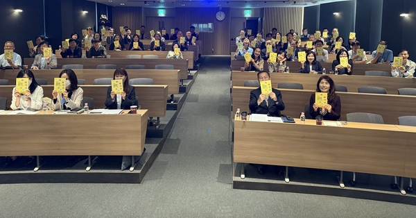 학교밖 굽어살피는 넓은 교육… 돌봄·가정문제 돌아본 ‘큰 품’