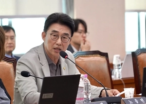 노종면, 관광주민증 실효성 의문 제기… “주객전도”