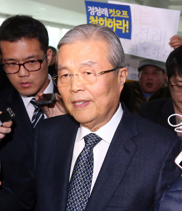 김종인 대표, '공천 진통'<YONHAP NO-1405>