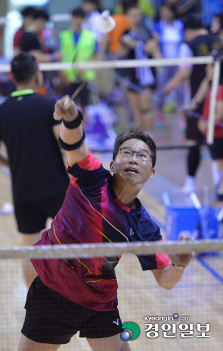 [화보]제16회 용인시·경인일보배 전국생활체육 오픈배드민턴대회