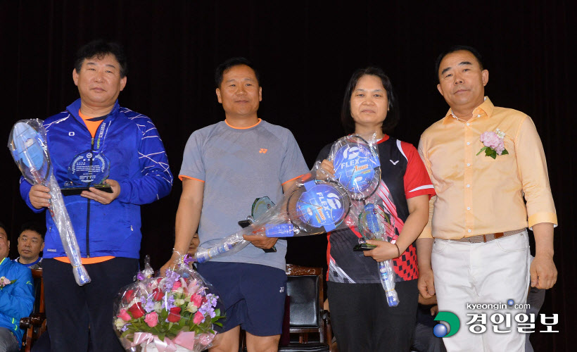 [화보]제16회 용인시·경인일보배 전국생활체육 오픈배드민턴대회