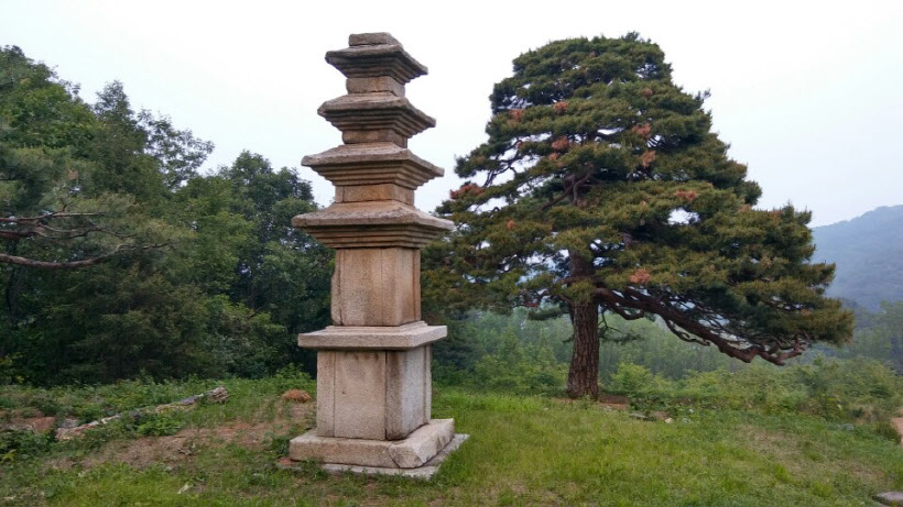 용천리 오층 석탑