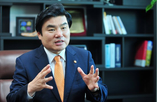원유철