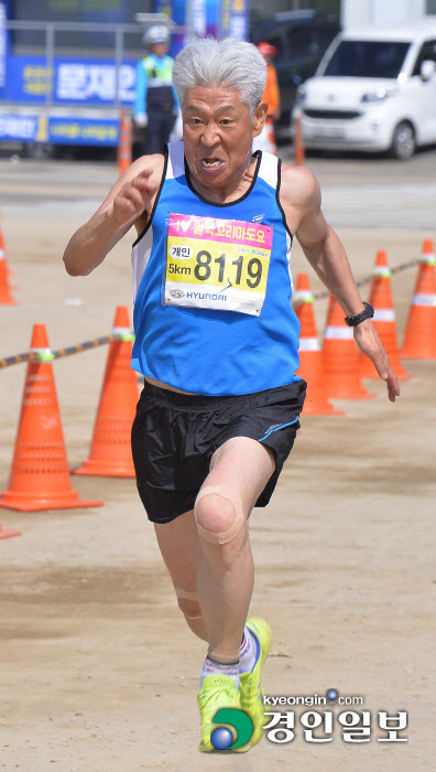 [화보]제18회 화성효마라톤대회 현장