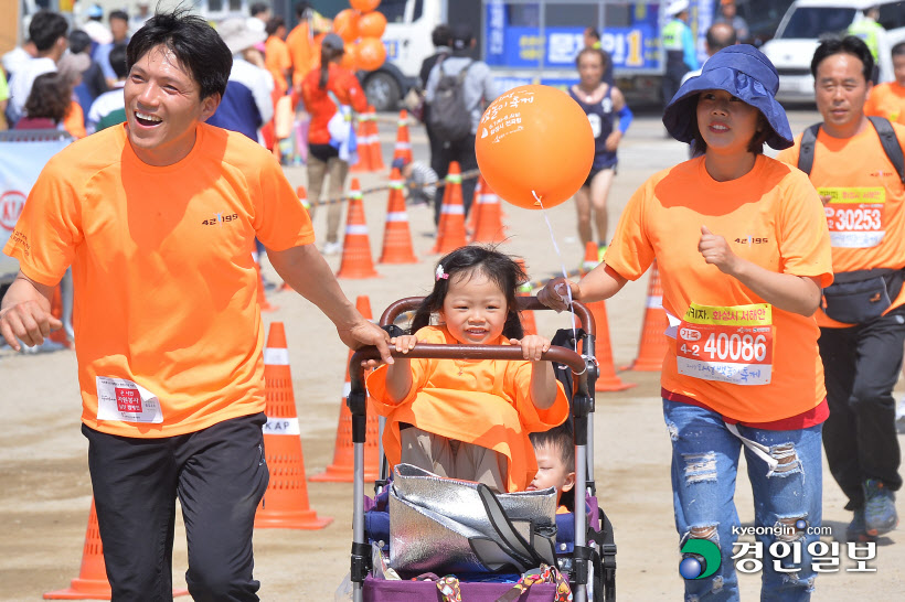 [화보]제18회 화성효마라톤대회 현장