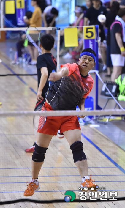 [화보]제17회 용인시·경인일보배 전국생활체육 오픈배드민턴대회