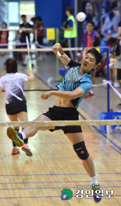 [화보]제17회 용인시·경인일보배 전국생활체육 오픈배드민턴대회