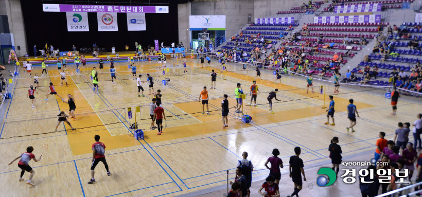 [화보]제17회 용인시·경인일보배 전국생활체육 오픈배드민턴대회