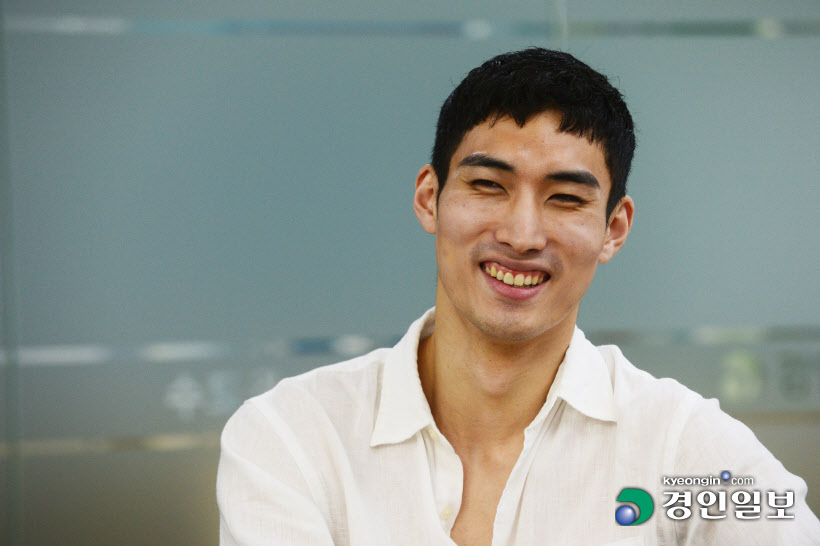 인터뷰 공감용 인천출신 모델 도병욱씨5