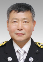 증명사진(박현구 서장님)