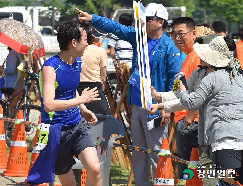 [화보]제20회 양평 이봉주마라톤대회 겸 경인일보 남한강마라톤 대회