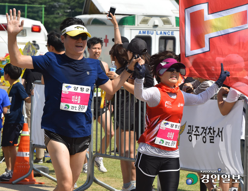 [화보]제20회 양평 이봉주마라톤대회 겸 경인일보 남한강마라톤 대회