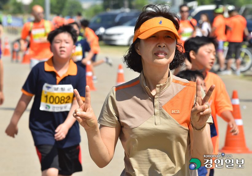 [화보]제20회 양평 이봉주마라톤대회 겸 경인일보 남한강마라톤 대회