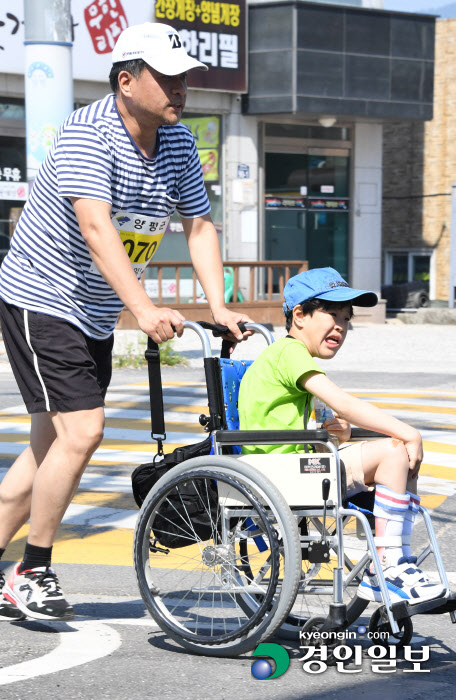 [화보]제20회 양평 이봉주마라톤대회 겸 경인일보 남한강마라톤 대회