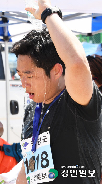 [화보]제20회 양평 이봉주마라톤대회 겸 경인일보 남한강마라톤 대회