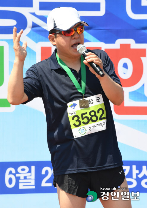 [화보]제20회 양평 이봉주마라톤대회 겸 경인일보 남한강마라톤 대회