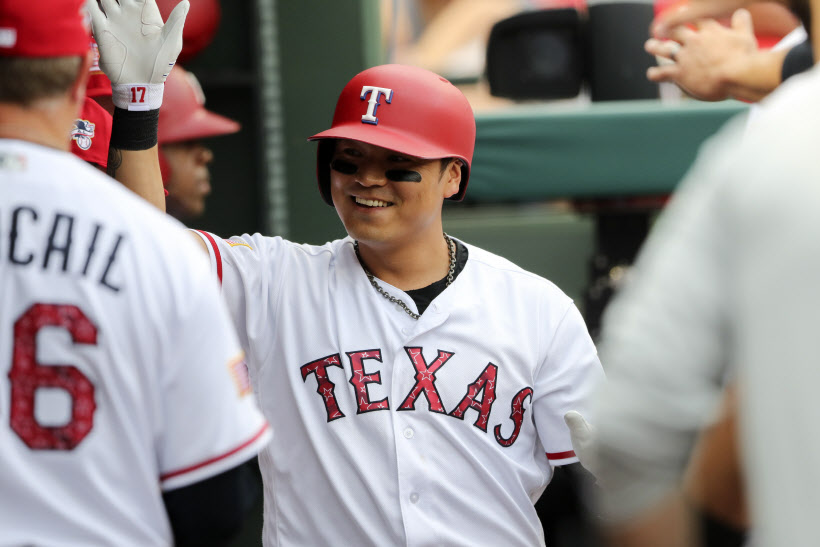 BASEBALL-MLB-TEX-HOU/