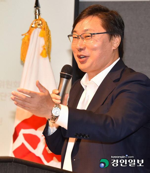 이화영