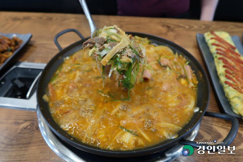 맛집을 찾아서 서재명가 부대찌개