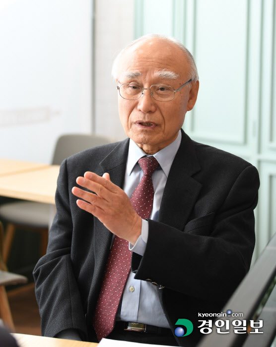 김신일 백년도시위원회 위원장 (1)