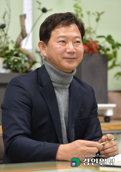 인터뷰공감 수원시 노사민정협의회 김명욱 사무국장1