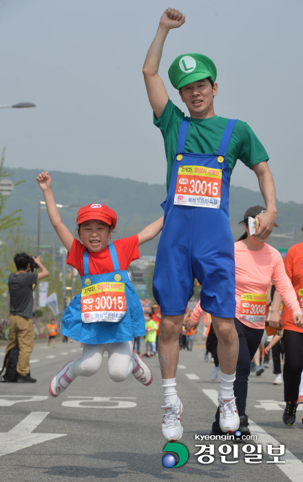 [화보]'제20회 화성 효 마라톤 대회'