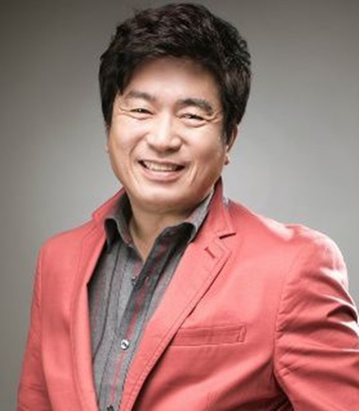 신웅.jpg