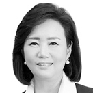 정윤경.jpg