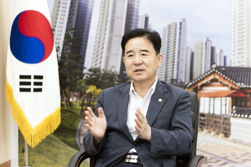 김인수 의장 경인일보 인터뷰0002