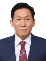 신대용