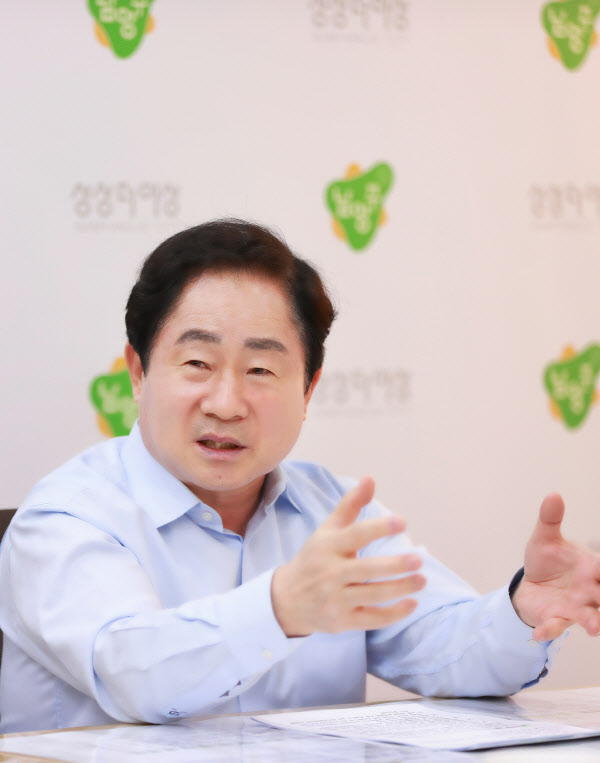 주광덕 남양주시장_세로사진