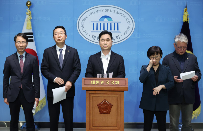 '원칙과 상식' 출범 기자회견