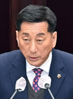 선출된 이봉락 인천시의회 의장