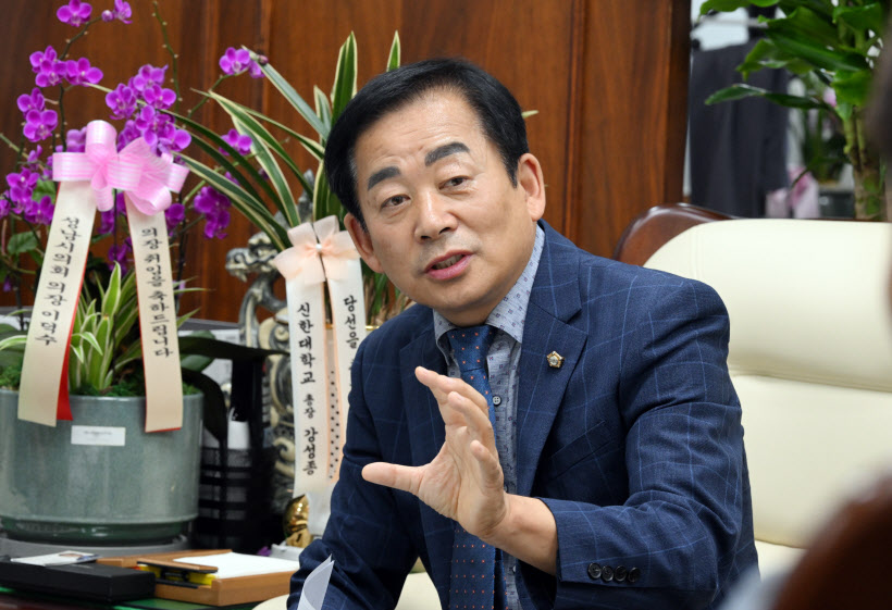 김연균1