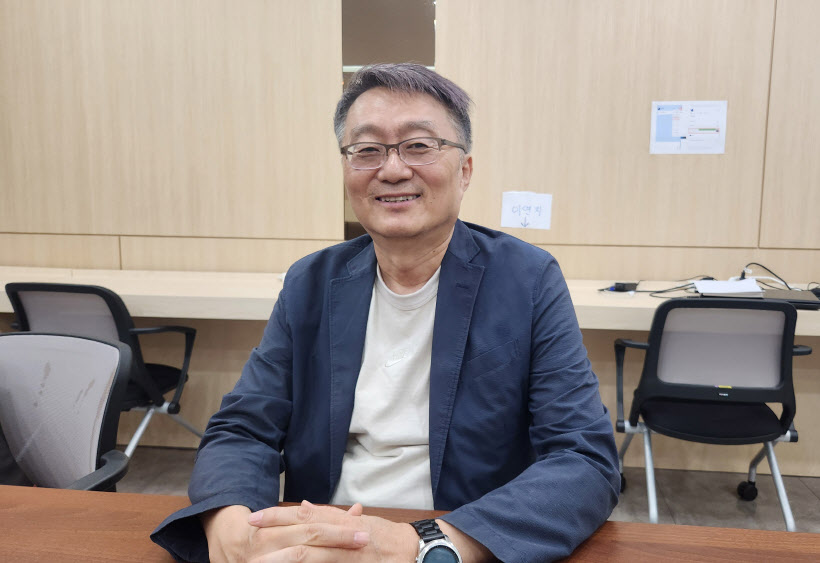 사람 톱-너머인천고려인문화원 손정진 대표