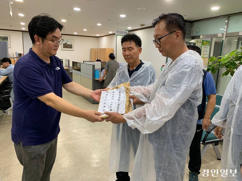 12일 금속노조 등이 고용노동부 안산지청에 고소장을 내고 있다. 2024.9.12 /금속노조 제공