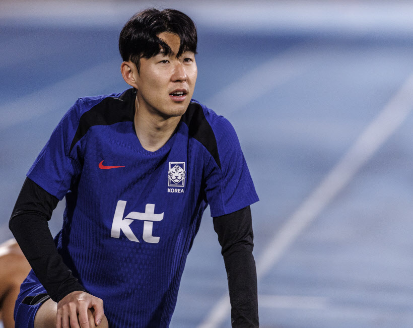 축구대표팀 합류한 주장 손흥민