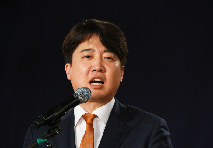 축사하는 이준석