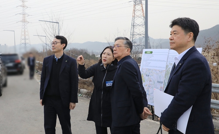 이한준 LH 사장, 용인 반도체 국가산단 현장 점검