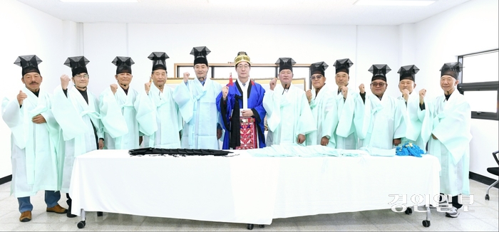 화성시가 13~14일 양일간 진행한 궁평항 풍어제가 지역 어업인과 관광객들의 호응 속에 마무리됐다. /화성시 제공