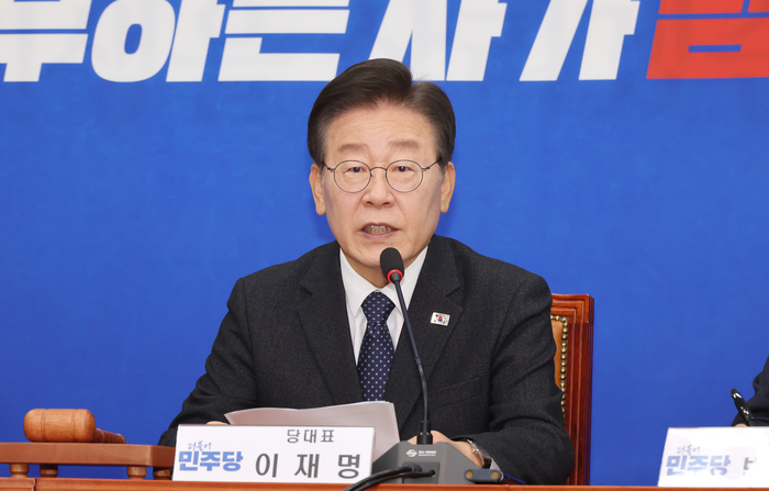 더불어민주당 이재명 대표가 27일 오전 국회에서 열린 최고위원회의에서 발언하고 있다. 2024.5.27 / 연합뉴스
