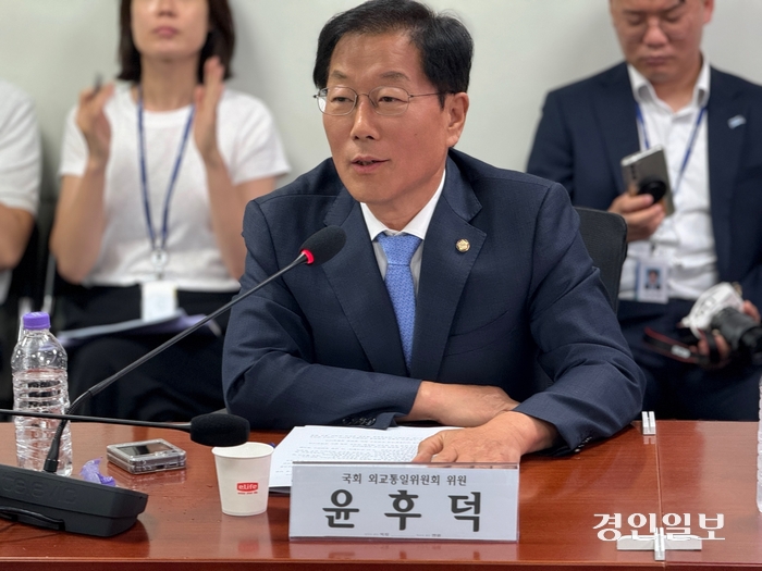 윤후덕 의원이 무분별한 대북전단 살포를 막는 남북관계발전법 개정안을 대표 발의했다./ 윤후덕 의원실 제공