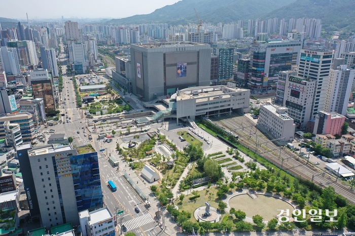 의정부역 역전근린공원 일대 전경. /의정부시 제공