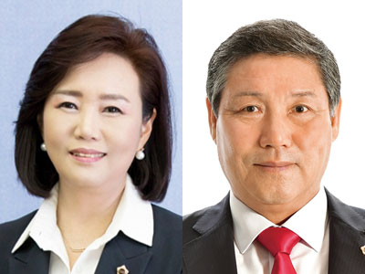11대 경기도의회 후반기 부의장으로 당선된 더불어민주당 정윤경 의원과 국민의힘 김규창 의원. /경기도의회 제공