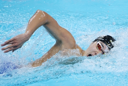 2024 파리 올림픽 남자 자유형 400m에서 동메달을 따낸 김우민이 역영하고 있다. 2024.7.28 /연합뉴스